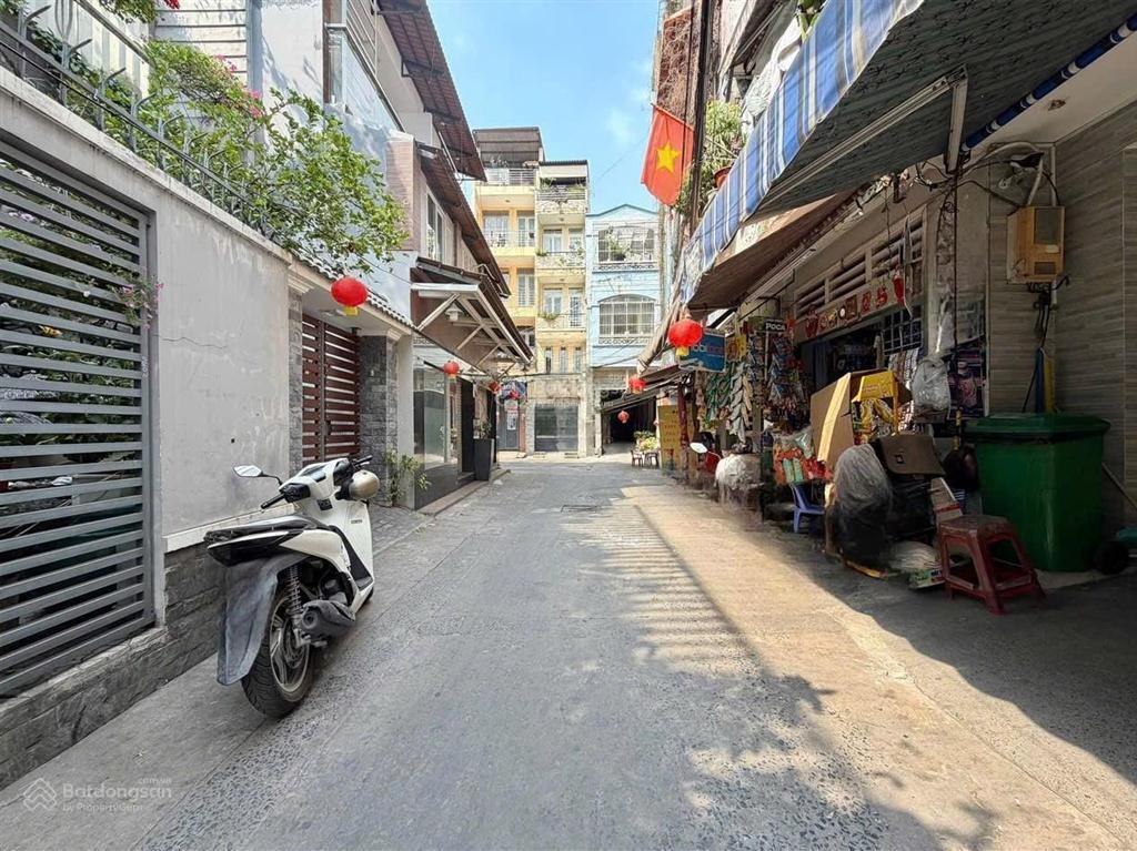 Bán lô đất nguyễn văn đậu hẻm xe hơi 4,6x18m dtcn 79m², ngay đh văn lang