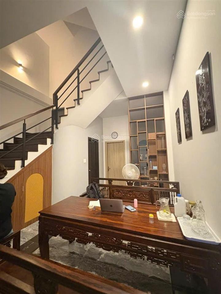 Bán nhà hẻm 4m điện biên phủ, 4.5x18m, 2 lầu nhà xây kiên cố không cần sửa chữa