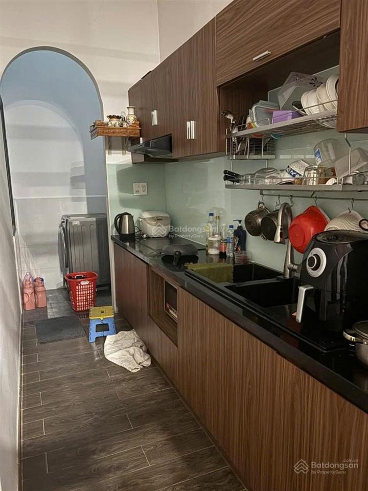 Bán nhà hẻm 4m điện biên phủ, 4.5x18m, 2 lầu nhà xây kiên cố không cần sửa chữa