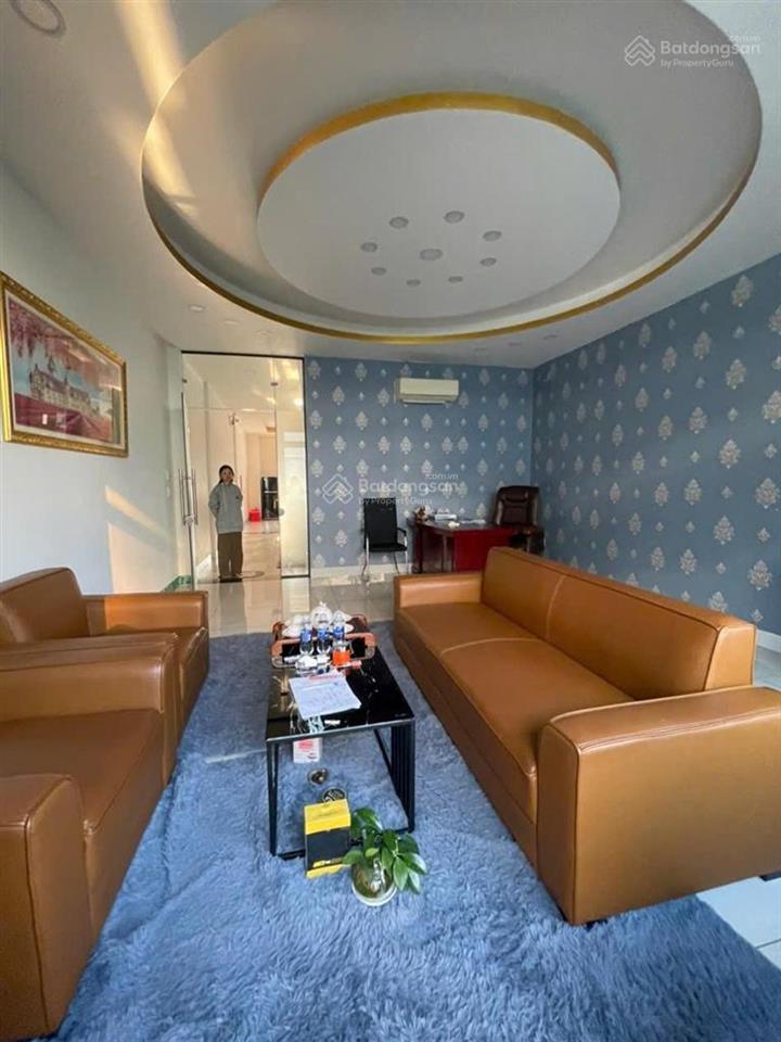 Bán nhà khu biệt thự bình lợi, 5x20m, trệt + 2 lầu, nhà phù hợp ở hoặc làm công ty