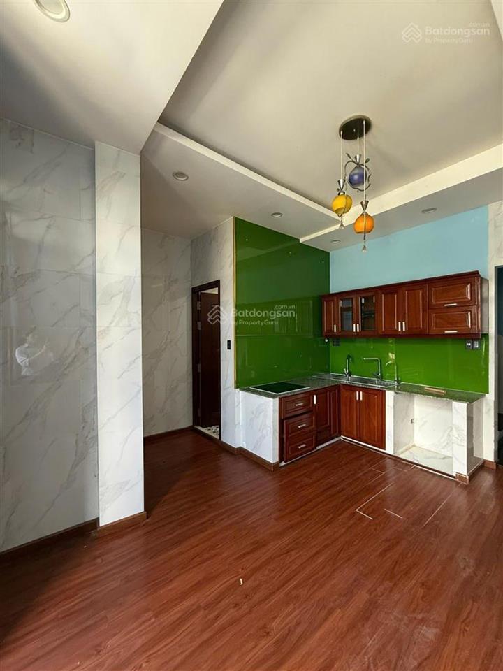 Bán nhà bình thạnh, lê quang định, 8,6x7,7m, 1 lầu, st 4pn, cách mặt tiền chỉ 1 căn