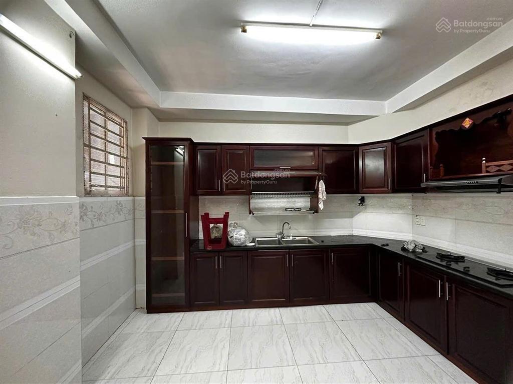 Nhà 2 mặt hẻm thông thoáng trần bình trọng, 5x13m, 1 lầu, 3 pn