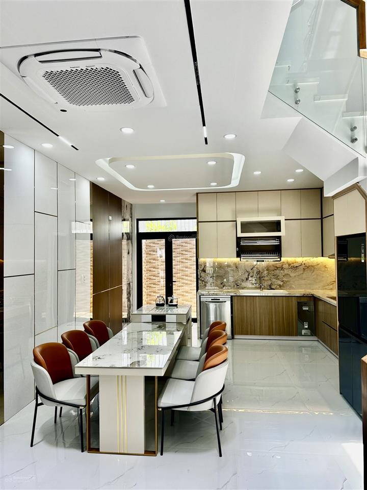 Bán nhà gói 7 mỹ gia 2 mặt tiền thoáng mát giá 9tỷ4!