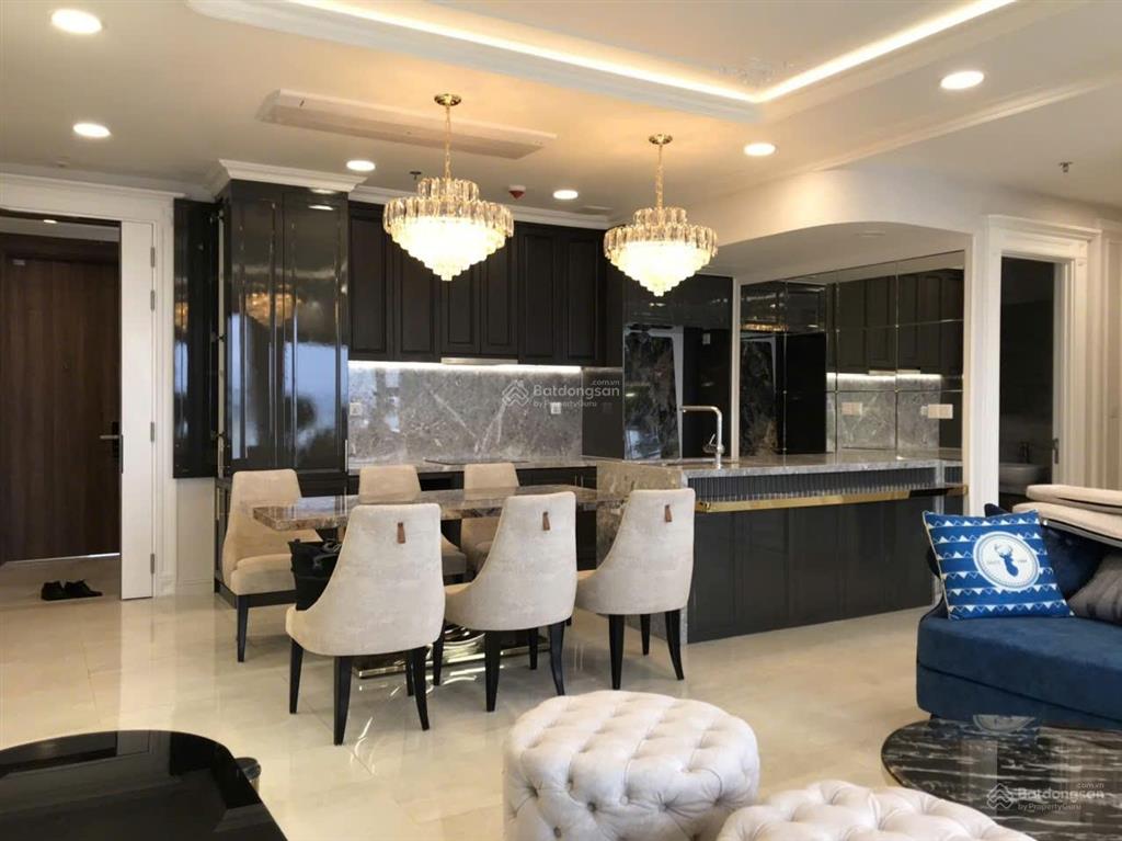 Cần cho cc kingdom 101  quận 10, dt 80m2, 2pn, 2wc, nội thất cao cấp 20 tr/th.  0932 874 ***