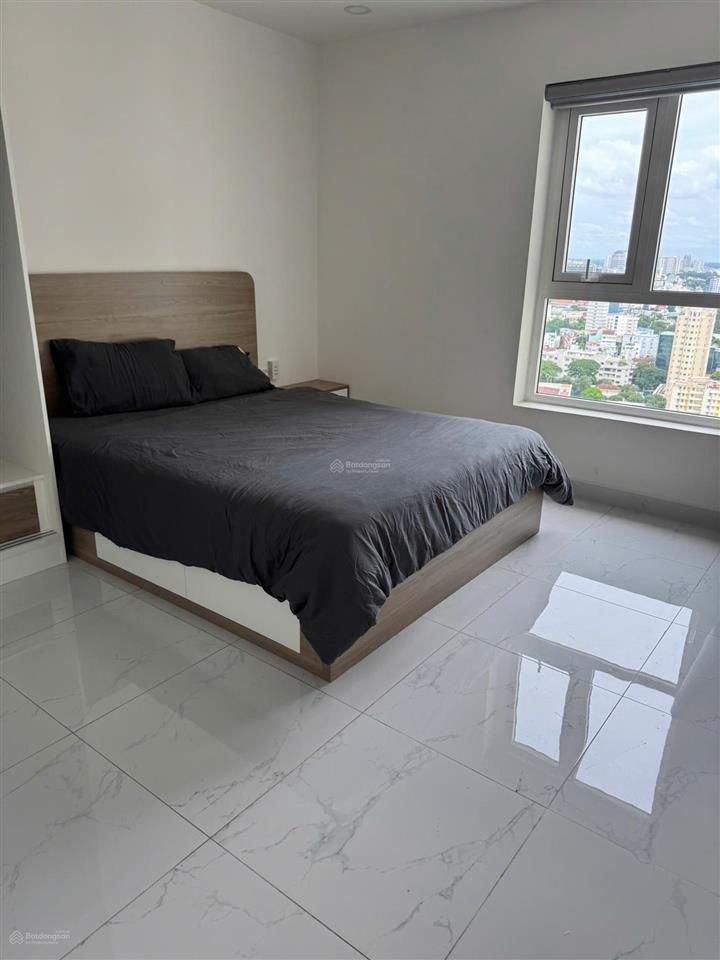 Cần cho thuê chcc terra royal q.3. dt 58m² 2pn 1wc  nhà đẹp. giá 18tr/tháng,  0932 874 ***