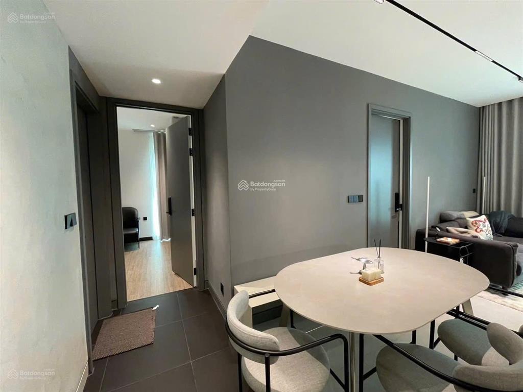 Cho thuê chung cư 1pn 1wc tại tòa nhà horizon, dt 70m2, giá 14 triệu,  0932 874 ***  hòa