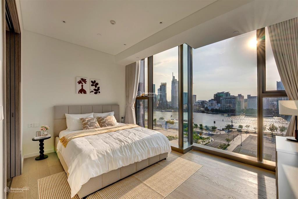Chính chủ cần bán gấp căn hộ 2pn 2wc, 75m², full nội thất view thoáng  0932 874 ***  hòa
