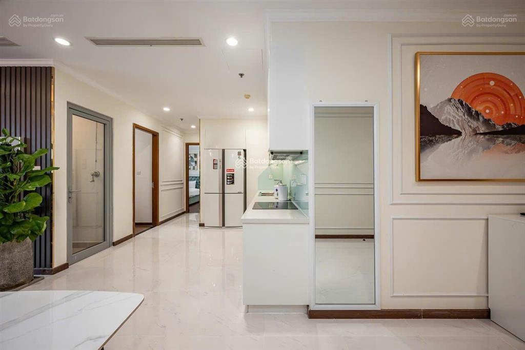 Cần cho thuê chcc newton phú nhuận. dt 75m2, 2pn, 2wc, giá từ 16 triệu  0932 874 ***  hoà