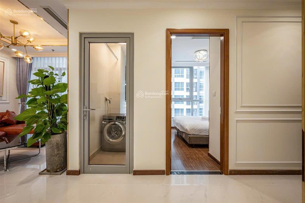Cần cho thuê chcc newton phú nhuận. dt 75m2, 2pn, 2wc, giá từ 16 triệu  0932 874 ***  hoà