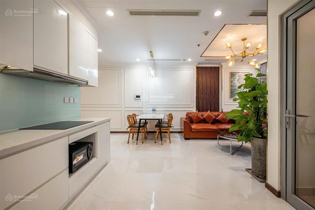 Cần cho thuê chcc newton phú nhuận. dt 75m2, 2pn, 2wc, giá từ 16 triệu  0932 874 ***  hoà