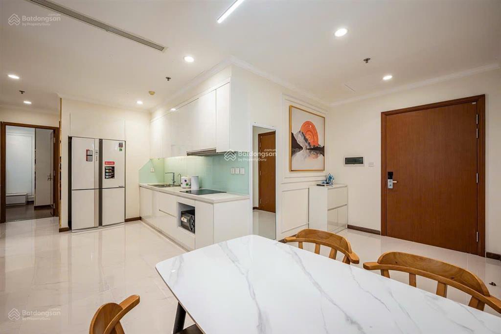 Cần cho thuê chcc newton phú nhuận. dt 75m2, 2pn, 2wc, giá từ 16 triệu  0932 874 ***  hoà