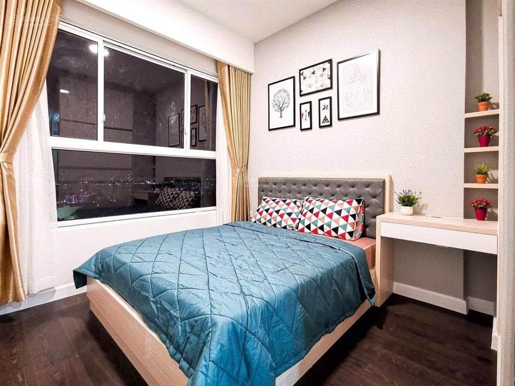 Chính chủ cần bán chung cư summer square 1 phòng ngủ có sổ hồng, 50m2.  0932 874 ***