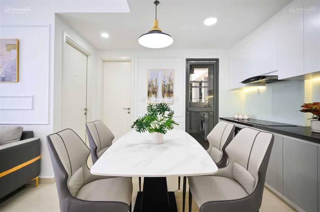 Cho thuê căn hộ richstar, 65m2, 2pn, 2wc, view thoáng giá 10 triệu/tháng.  0932 874 ***