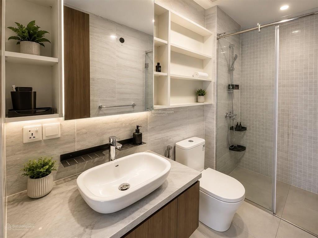 Giá tốt cho thuê chung cư the botanica phổ quang. dt 60m², 2pn.  13 triệu.  0932 874 ***  hòa