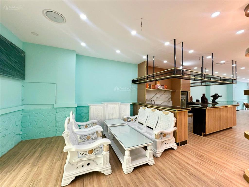Bán nhà mặt tiền võ thị sáu phường vũng tàu, tp hồ chí minh, cách biển chỉ 300m