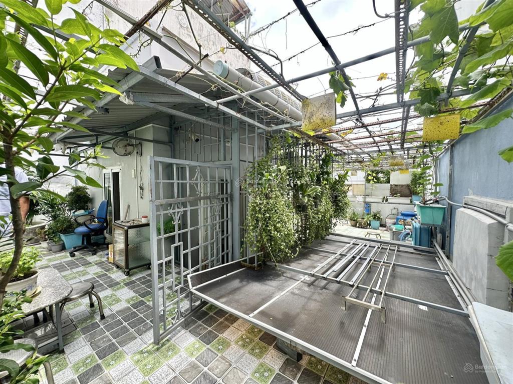 Nhà 1 trệt 1 lầu trung tâm p. vũng tàu ngang 6,8m hẻm ô tô thông gần biển