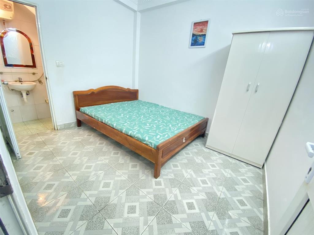Chính chủ cho thuê phòng mặt đường phúc diễn phòng đầy đủ tiện nghi điều hòa nóng lạnh giá 2,2 tr
