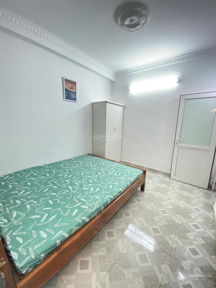 Chính chủ cho thuê phòng mặt đường phúc diễn phòng đầy đủ tiện nghi điều hòa nóng lạnh giá 2,2 tr