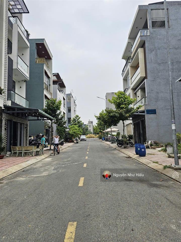 Bán đất kdc phú hồng thịnh 10 p.bình an dĩ an