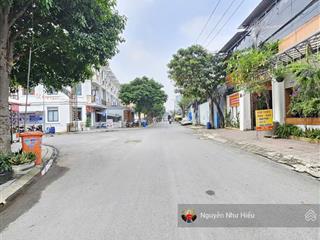 Bán nhà hoàn công 1 trệt 2 lầu mt đường đông tác p. tân đông hiệp tp. dĩ an