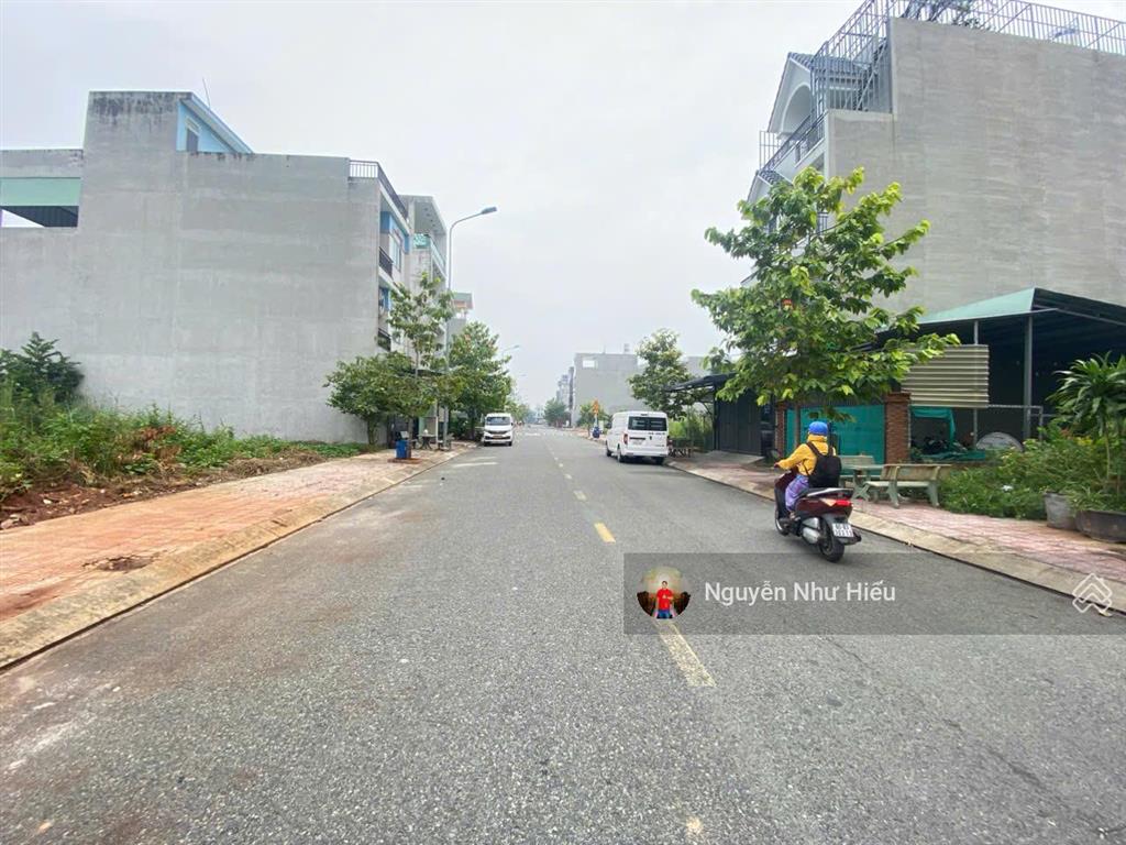 Bán đất trục chính d1 kdc phú hồng thịnh 9 p. bình an tp. dĩ an