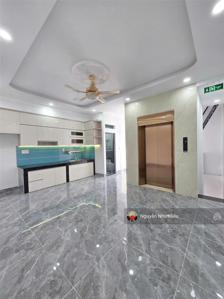 Bán tòa nhà mt đường lê hồng phong ngã ba cây điệp dĩ an, p. tân đông hiệp, tp. dĩ an