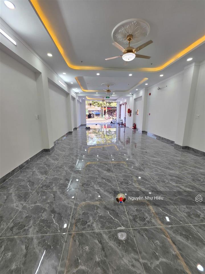 Bán tòa nhà mt đường lê hồng phong ngã ba cây điệp dĩ an, p. tân đông hiệp, tp. dĩ an