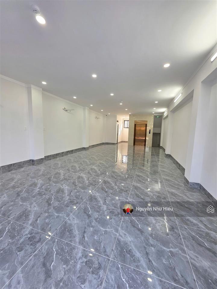 Bán tòa nhà mt đường lê hồng phong ngã ba cây điệp dĩ an, p. tân đông hiệp, tp. dĩ an