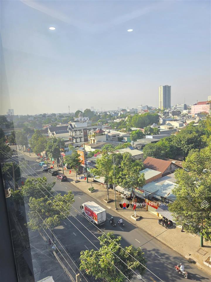 Bán tòa nhà mt đường lê hồng phong ngã ba cây điệp dĩ an, p. tân đông hiệp, tp. dĩ an