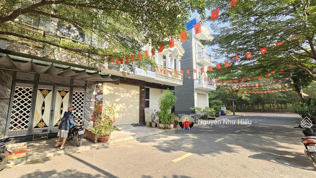 Bán đất 97,6m2 kdc phú hồng thịnh 8 mở rộng, p. bình chuẩn, tp. thuận an