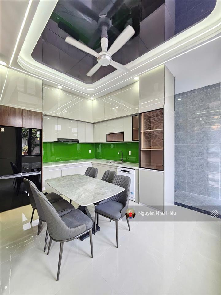Bán nhà góc 2 mặt tiền kdc lộc phát residence gần chợ thuận giao, p. thuận giao, tp. thuận an