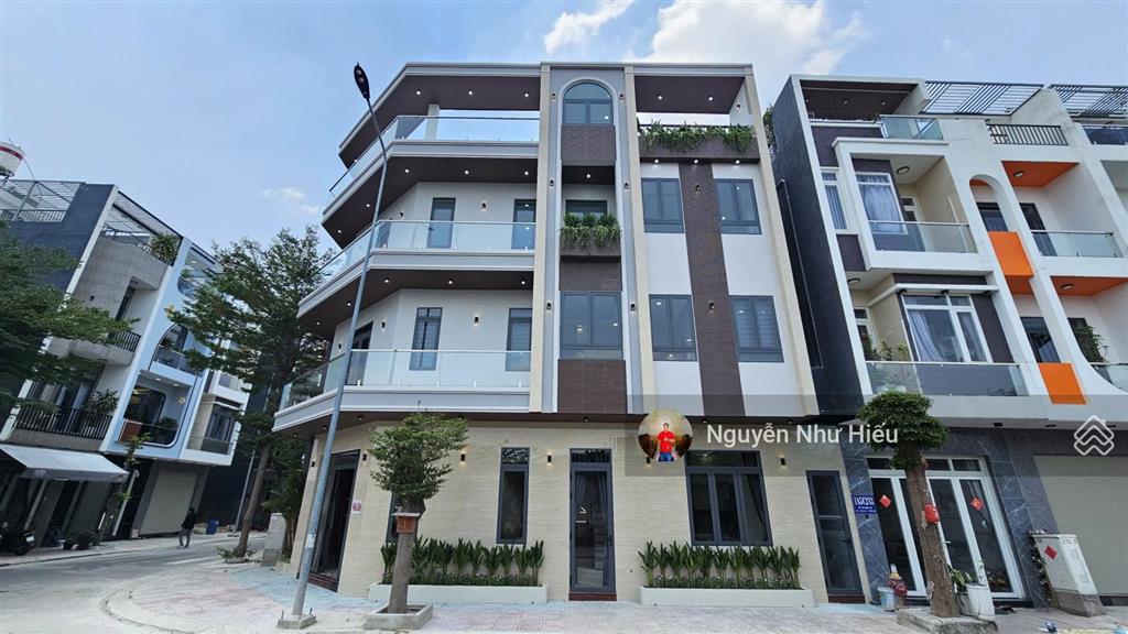 Bán nhà góc 2 mặt tiền kdc lộc phát residence gần chợ thuận giao, p. thuận giao, tp. thuận an
