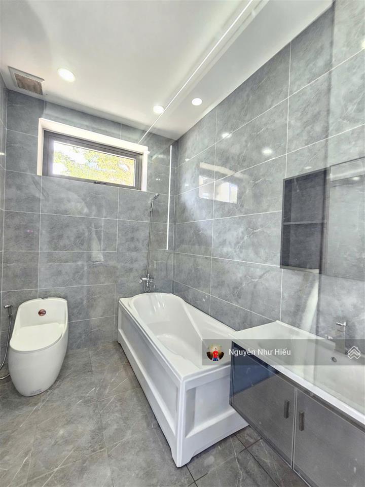 Bán nhà góc 2 mặt tiền kdc lộc phát residence gần chợ thuận giao, p. thuận giao, tp. thuận an