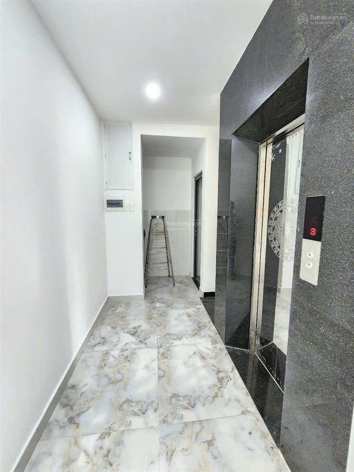 Giảm 400tr bán tòa nhà 6 tầng mt trục chính đường d1 kdc việt sing p. thuận giao tp thuận an