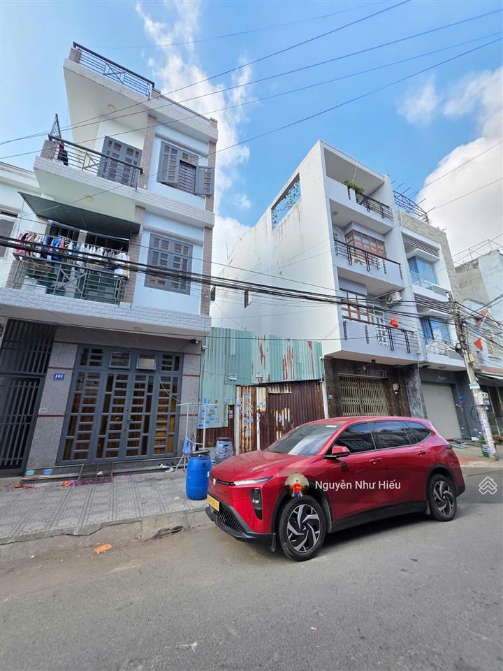 Bán nhà căn hộ dịch vụ, mt kinh doanh gần kcn sóng thần, p.dĩ an, tp.dĩ an