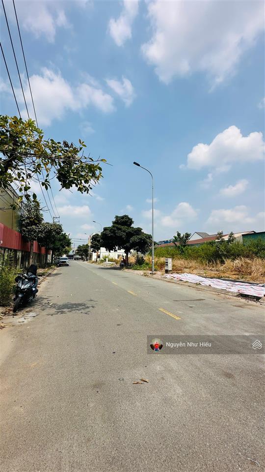 Bán đất rẻ trục chính kdc phúc đạt gần vincom 2,5km, p.tân đông hiệp, tp.dĩ an