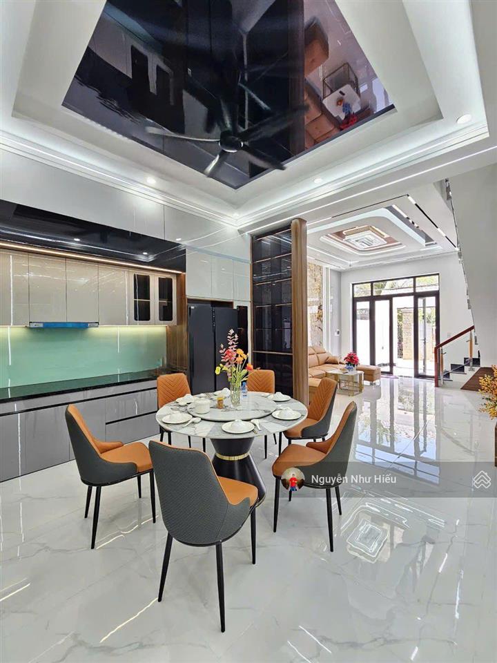 Bán nhà 1 trệt 2 lầu gần ngã tư miếu ông cù chỉ 500m p.tân phước khánh, tp.tân uyên