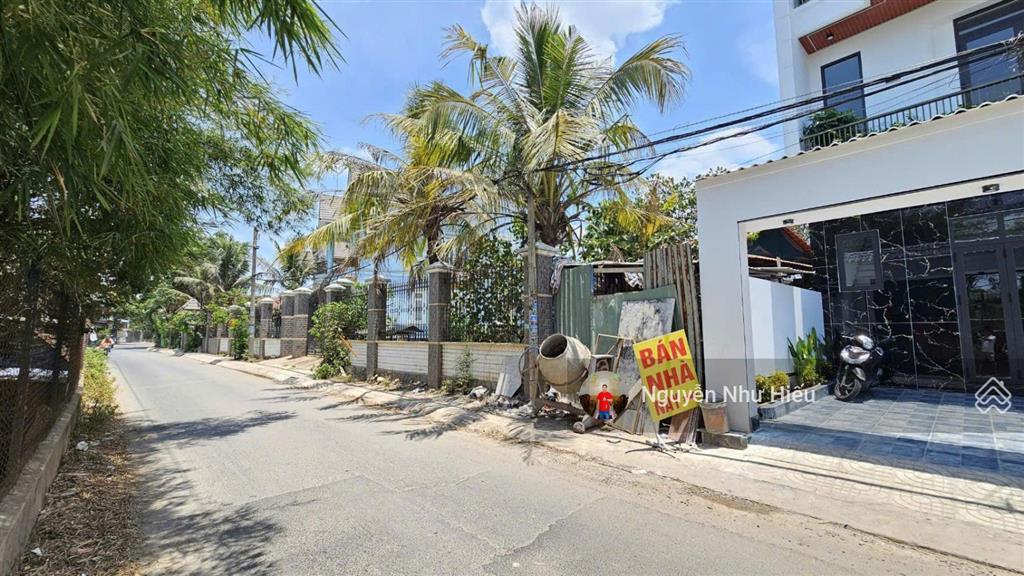 Bán nhà 1 trệt 2 lầu gần ngã tư miếu ông cù chỉ 500m p.tân phước khánh, tp.tân uyên