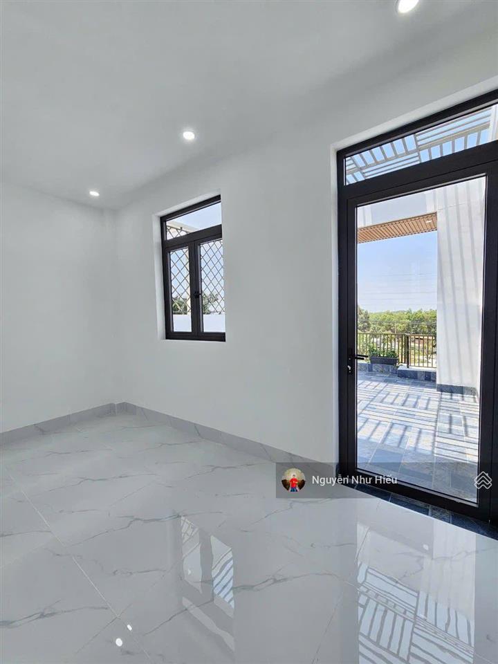 Bán nhà 1 trệt 2 lầu gần ngã tư miếu ông cù chỉ 500m p.tân phước khánh, tp.tân uyên