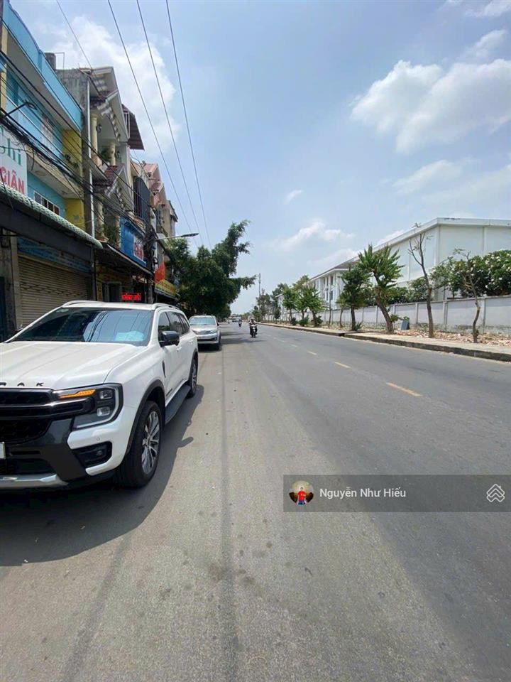 Bán nhà 1 trệt 1 lầu và dãy trọ, mt đường số 21 p.dĩ an, tp. dĩ an