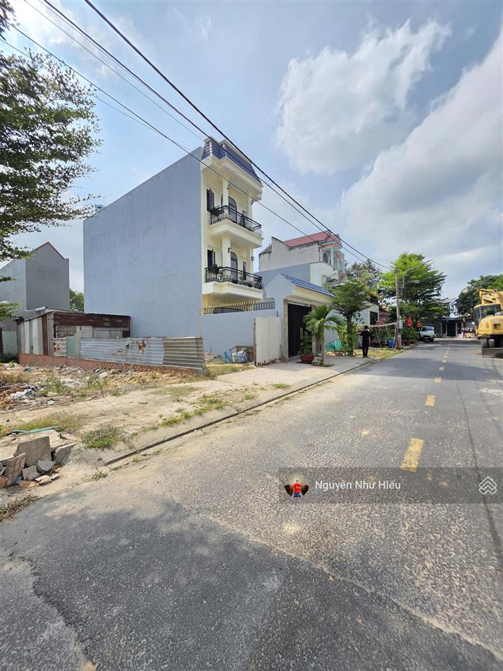 Bán đất rẻ 5x22m, gần ngã tư chiêu liêu, p.tân bình, tp.dĩ an