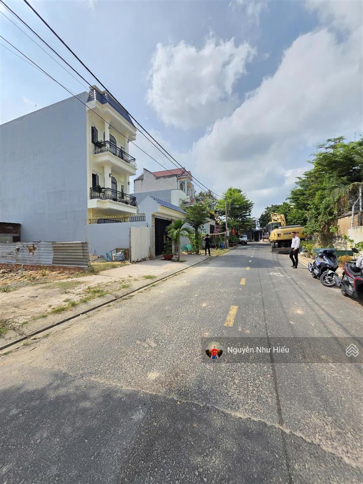 Bán đất rẻ 5x22m, gần ngã tư chiêu liêu, p.tân bình, tp.dĩ an