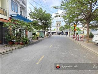 Bán đất đầu cổng trục chính kdc lê phong tân bình gần đường lê hồng phong p.tân bình, tp.dĩ an