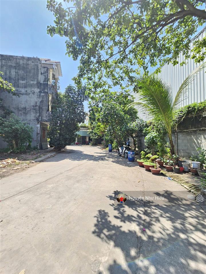 Bán lô góc 2mt đất kdc sóng thần b p.dĩ an tp.dĩ an