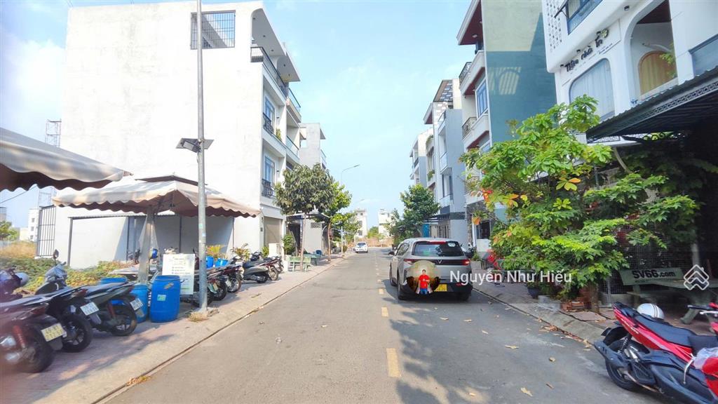 Bán đất kdc phú hồng thịnh 10 cách làng đại học 1,5km p. bình an tp. dĩ an