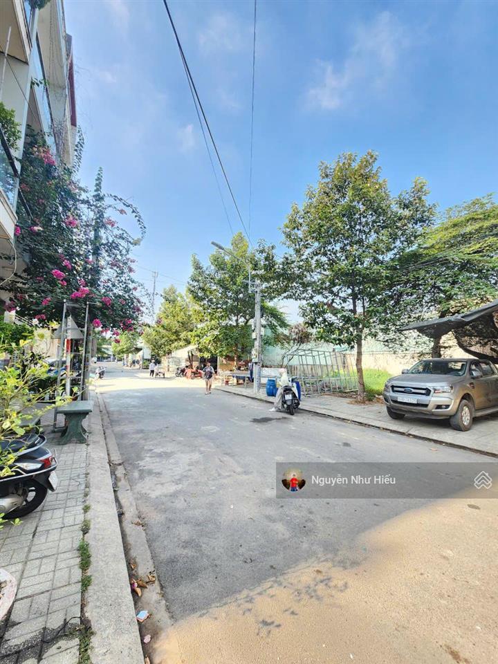 Giảm 300tr bán đất tặng nhà, p.thuận giao tp.thuận an ngay chợ đêm hòa lân chỉ 200m