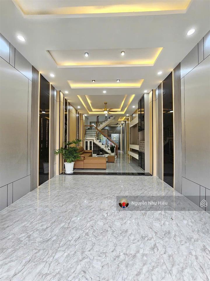 Bán nhà 1 trệt 2 lầu kdc lê phong bình chuẩn gần ngã tư bình chuẩn 300m p.bình chuẩn tp.thuận an