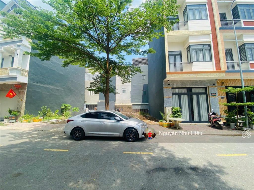 Giảm 300tr bán đất kdc phú hồng khang p. bình chuẩn, tp. thuận an