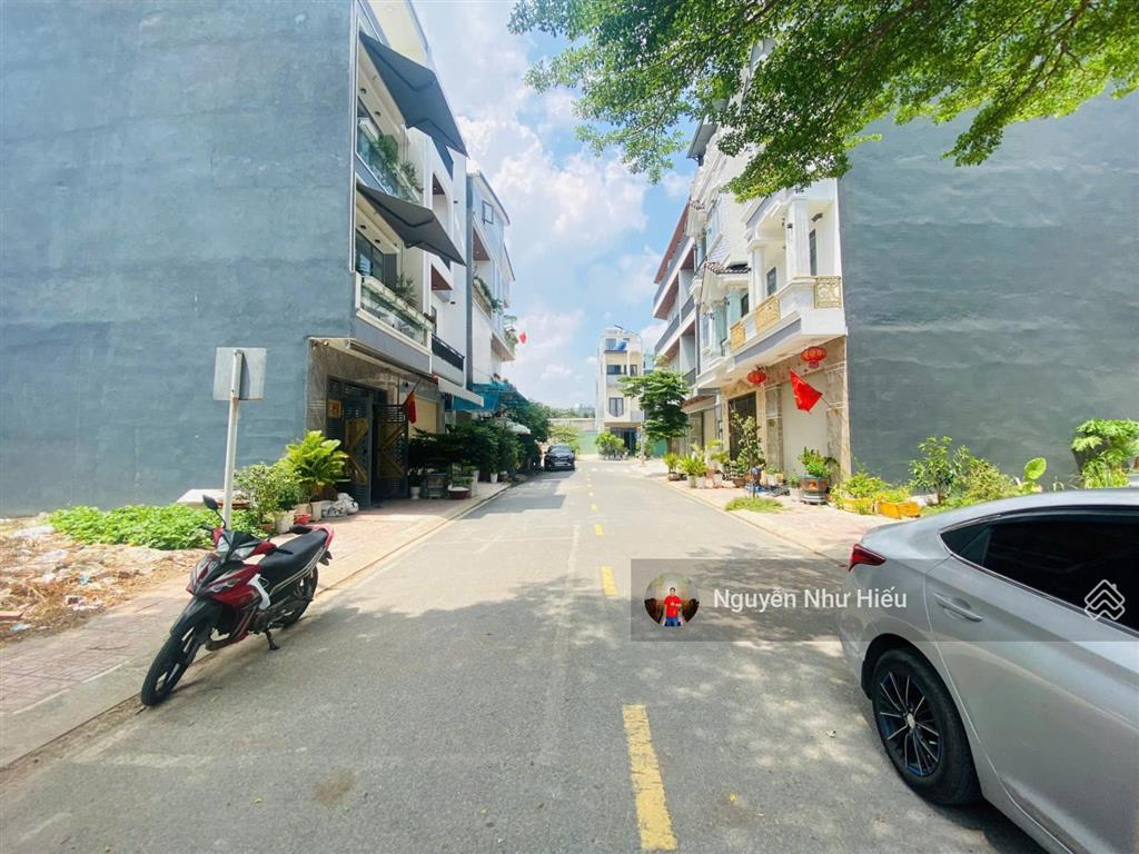 Giảm 300tr bán đất kdc phú hồng khang p. bình chuẩn, tp. thuận an