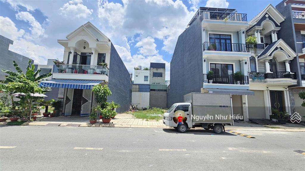 Bán đất trục chính kdc the sun city gần vòng xoay an phú 1,5km, p. an phú, tp. thuận an